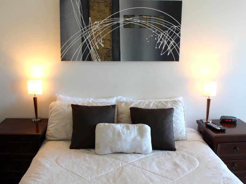 נאמבוקה הדס Riverview Boutique Motel מראה חיצוני תמונה